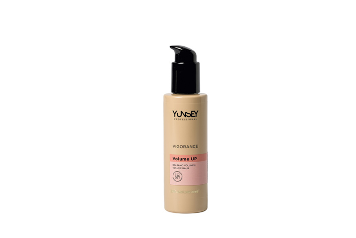VOLUMENNÖVELŐ HAJSPRAY